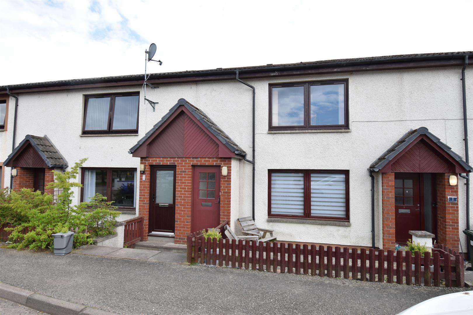 Property For Sale in Muir Of Ord IV6 7XE Munro & Noble, Estate Agents